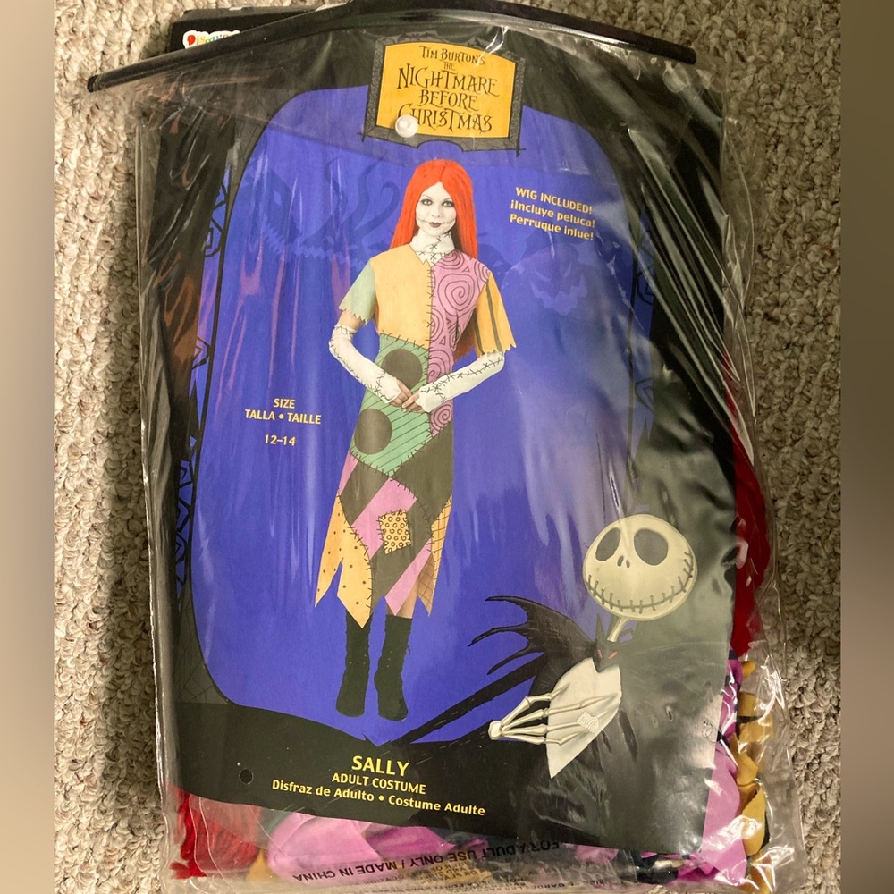 Womens Sally NMBC costume. Dress and wig. Smoke free home.